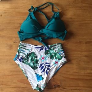 NWOT Strappy High Waisted Bikini